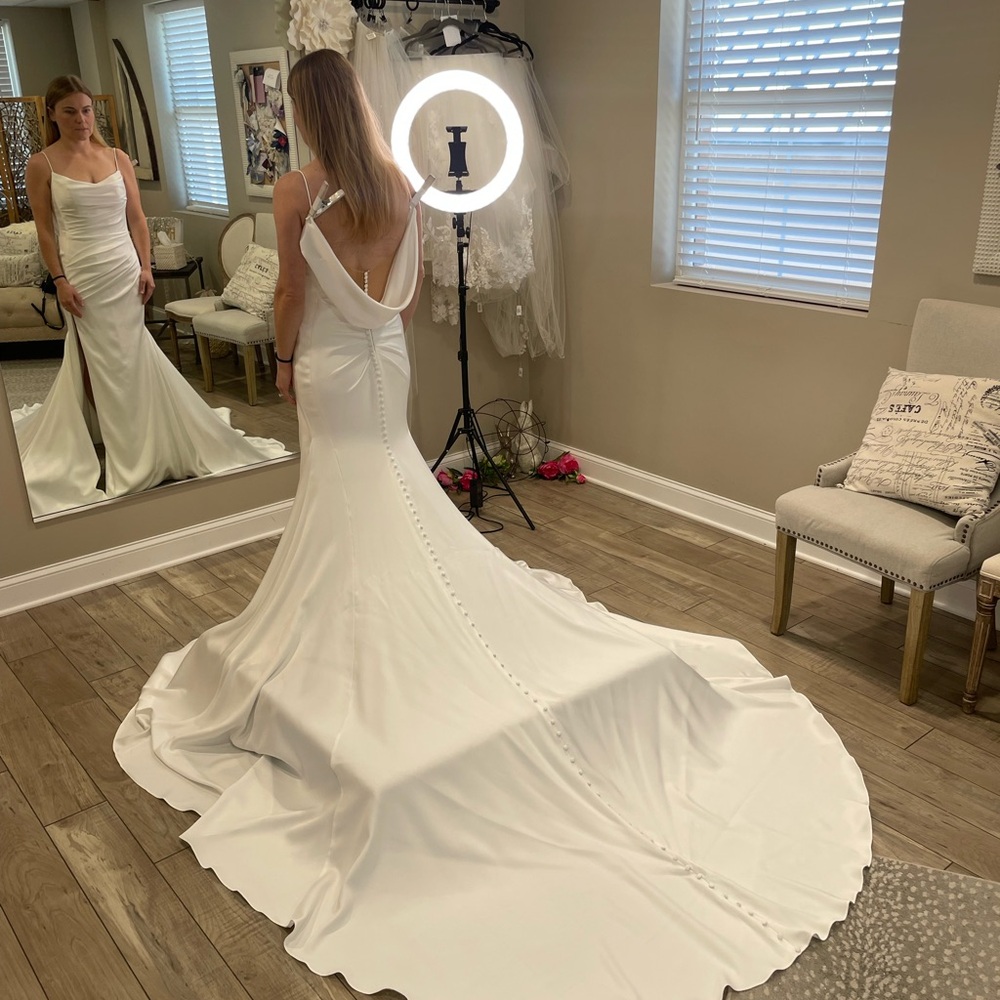 Sophia Tolli Elegant White Wedding Dress NEVER WORN!